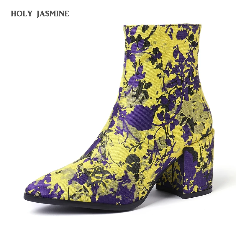 Высококачественные женские ботинки из флока Разноцветные ботильоны с вышивкой