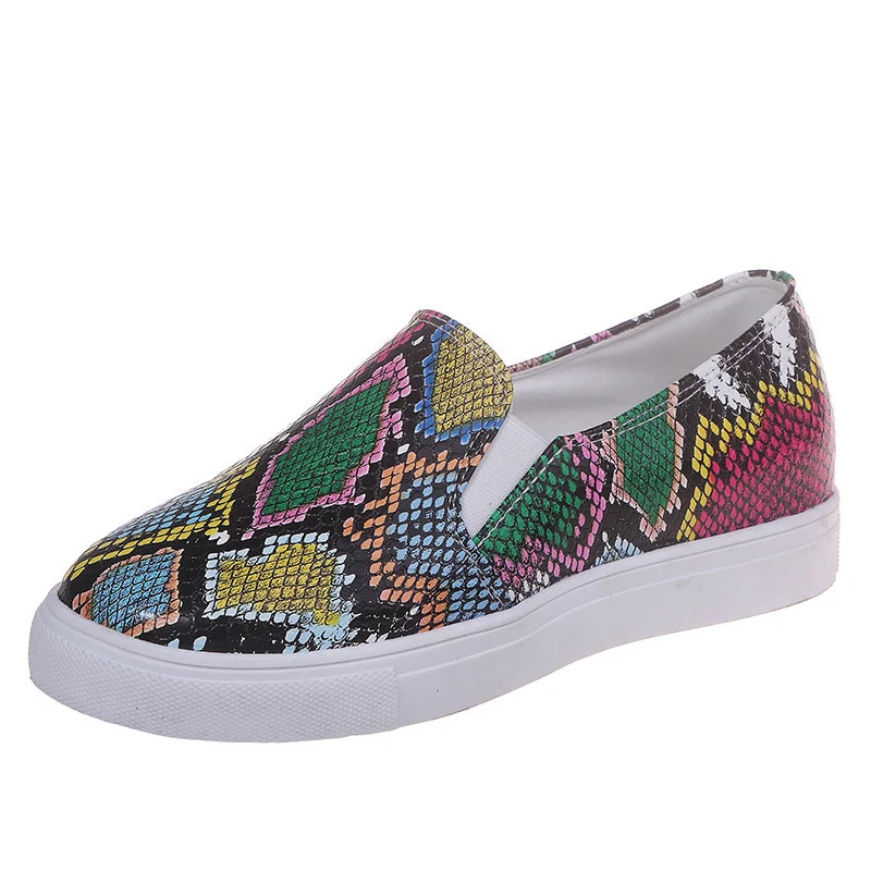 

Women's Pu Snake Print Leather Sneakers Woman Shoes Mix Color Slip On Flat Shoes Female Plus Size 2020 Platform Casual Walking