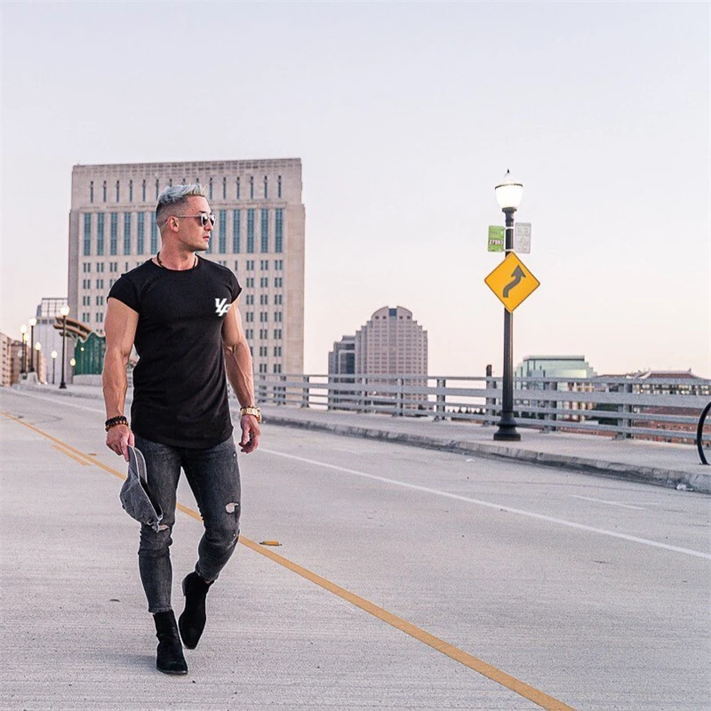 2020 Модные дышащие мужские футболки с коротким рукавом Облегающая рубашка для