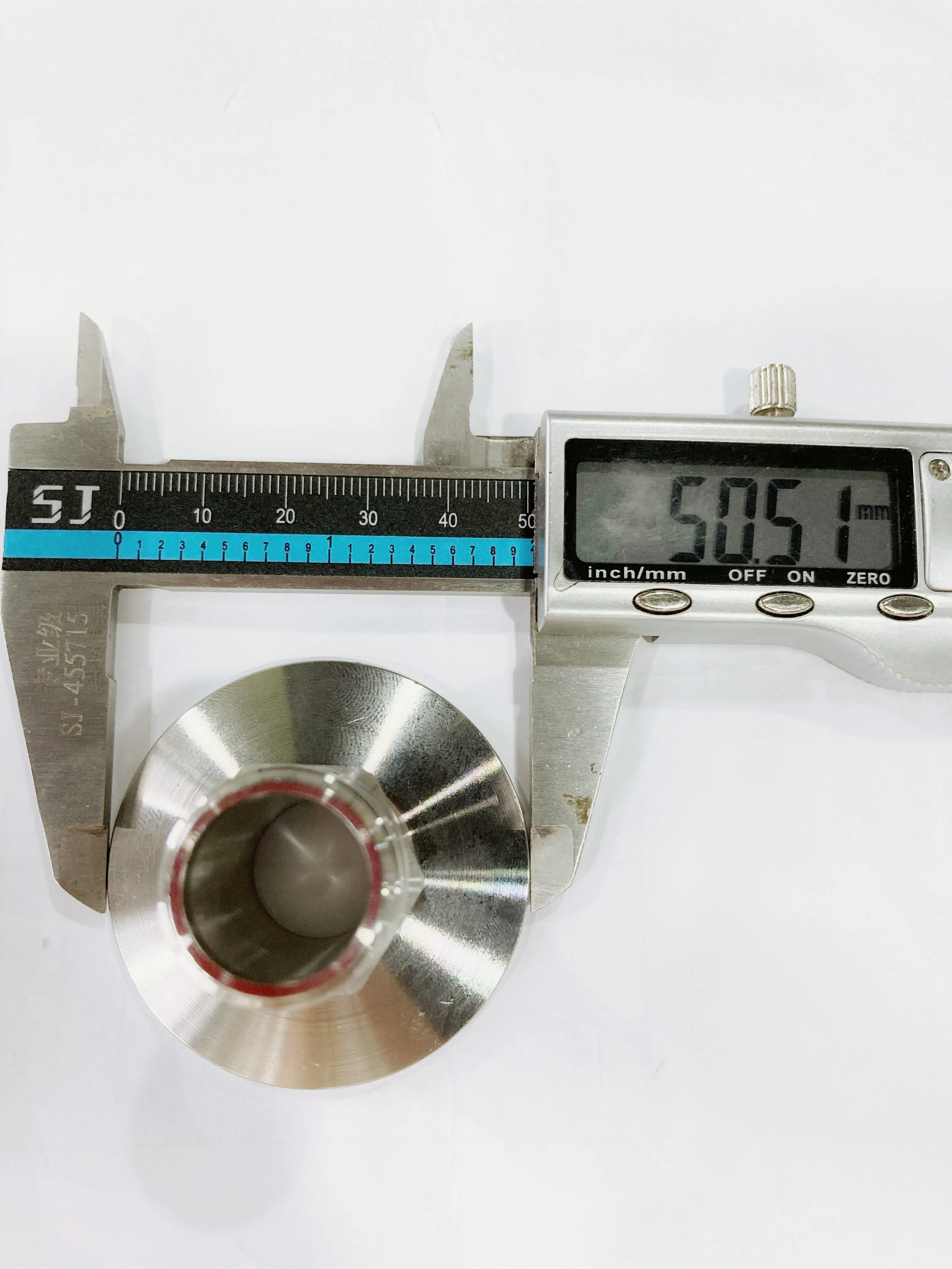 

1.5 INCH TRI CLOVER WITH 1/2 INCH BSP MALE HOME BREW