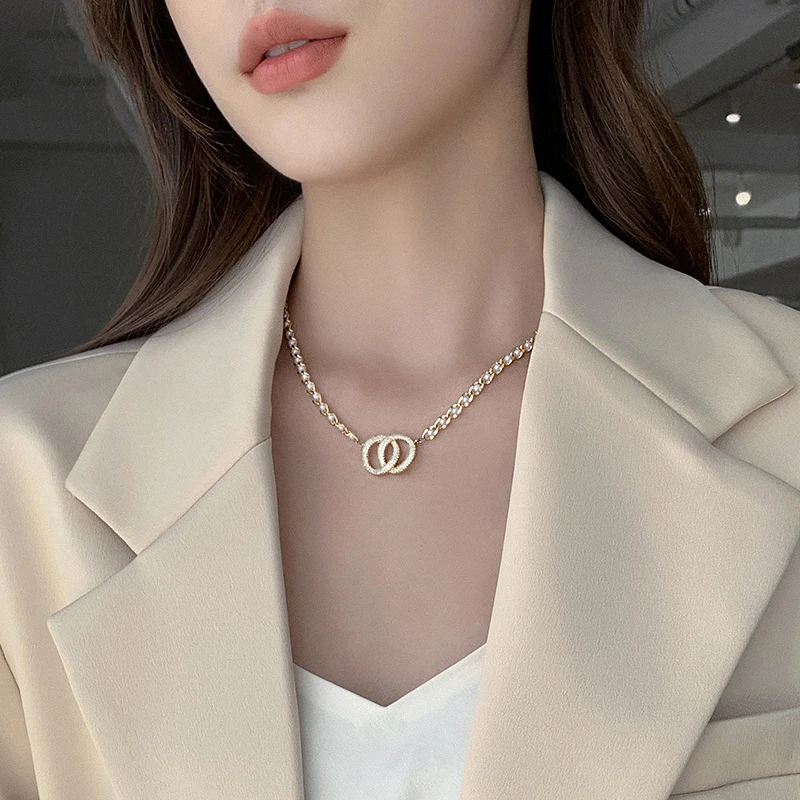 

Luxury Micro Inlaid Zircon Double Ring Pendant Short Necklace For Woman Korean Fashion Jewelry Party Girl's Sexy Clavicle Chain