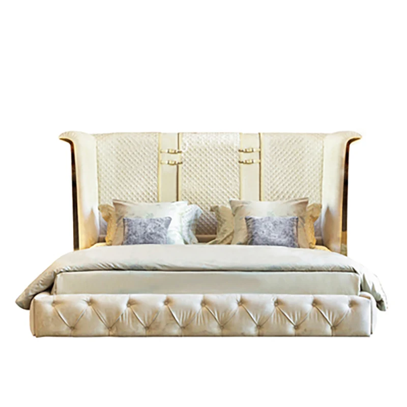 

Postmodern Italian light luxury first layer leather villa small apartment master bedroom simple double soft bed titanium