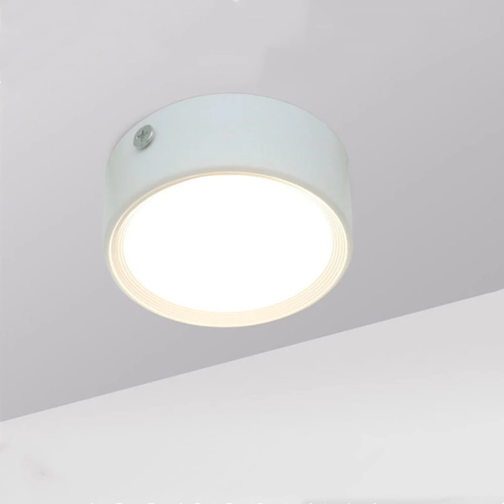 Точечный светильник с поверхностным креплением s освещение для коридора