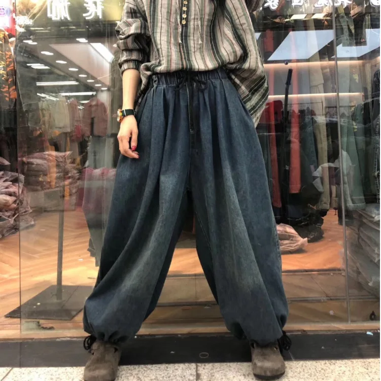 Зимние джинсы большие размеры женские свободные джинсовые штаны новинка