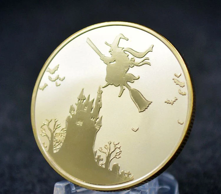 Сувенирная монета на Хэллоуин позолоченная и окрашенная тыквой гримаса удачная