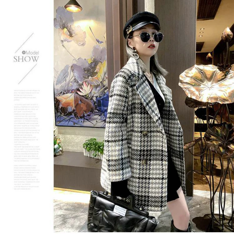 

2020 Women Autumn Plaid Woolen Coat Long Yellow Black and White Check Jacket
