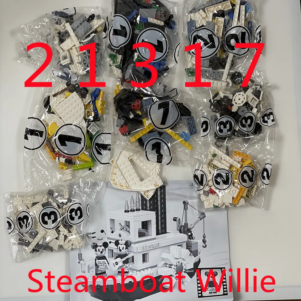 IN STOCK Movie Series Compatible 21317 Steamboat Willie Model Building Blocks Diamond Bricks For Toys Kid Gifts