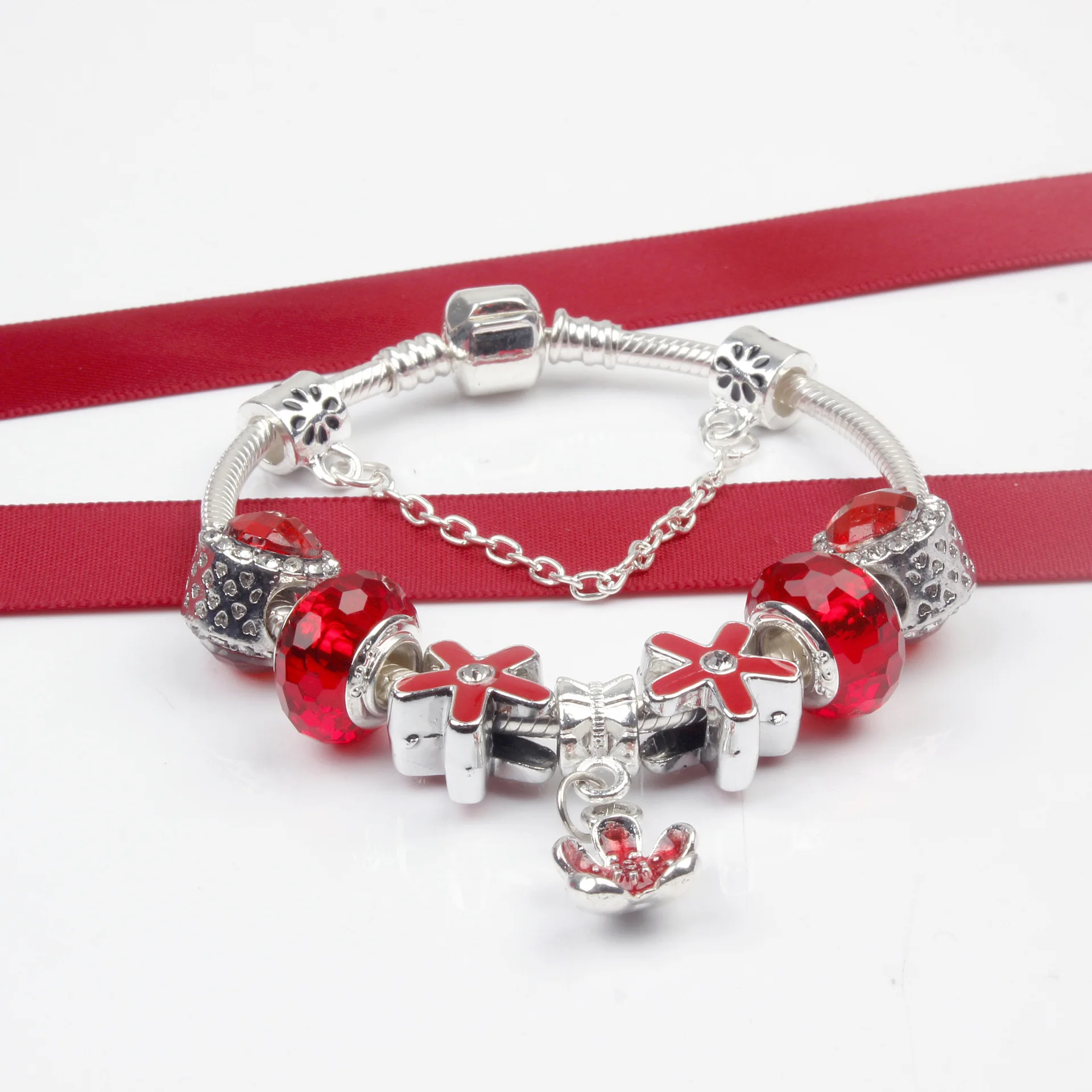 

Original Logo 925 Silver Red Glass Crystal Bracelet for Women DIY Charm Beads Flower Pendant Bracelets Bangles Love Jewelry Gift