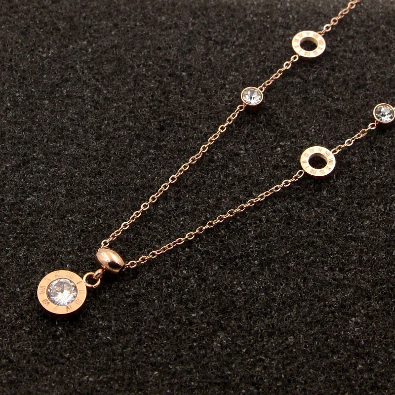 

Fashion Women Necklace Stainless Steel Black Necklaces With Roman Numeral Luxury Women Wedding Jewelry Collars N110