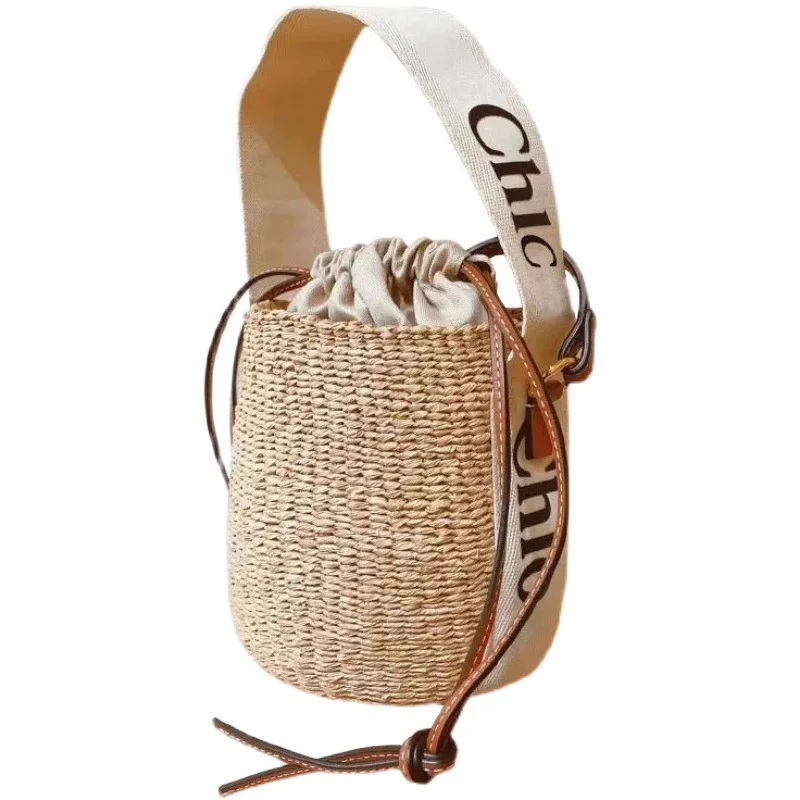 

Net red same straw rattan Bucket Bag Fashion One Shoulder Messenger Bag 2021 new women's Woven Holiday Beach Bag Handbag