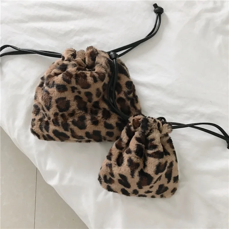 

Fashion Plush Retro Leopard Bag Ladies One Shoulder Messenger Drawstring Mini Handbag Cute