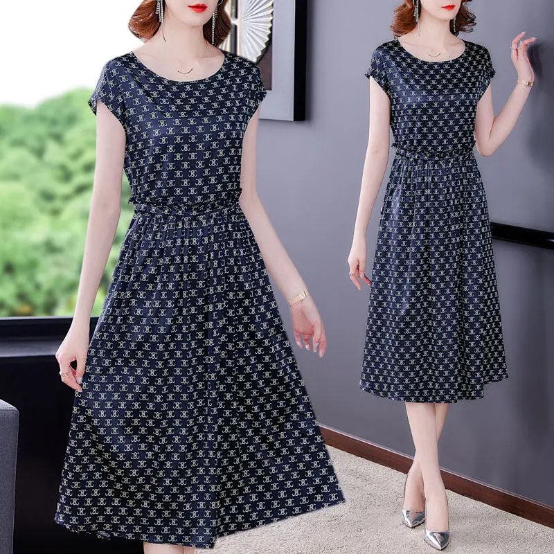 

Hangzhou Silk Dress Women's Summer 2021 High End Retro Pop Mom Middle Aged And Old Silk Mulberry Silk Dress