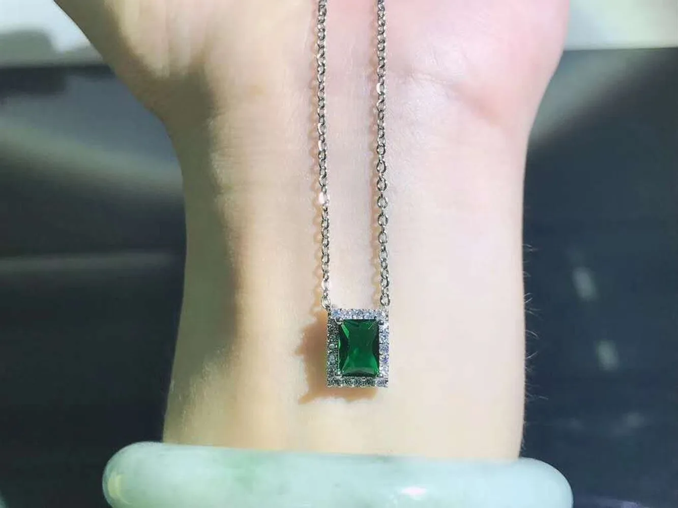 

Fashion Jewelry High Quality SWA Exquisite Retro Style Charming Green Crystal Pendant Women's Necklace Romantic Gift Jewelry Set