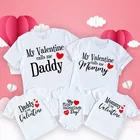 Одинаковая семейная одежда мой первый день Святого Валентина, футболка для мамы, отца, ребенка, топы, детское боди, семейный костюм на День святого Валентина, футболка