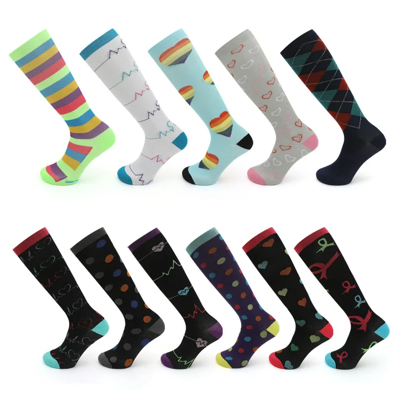

11 Colors/new Graffiti Men and Women Middle Tube Calf Socks Black Cartoon Street Trend Sports Couple Riding Compression Socks