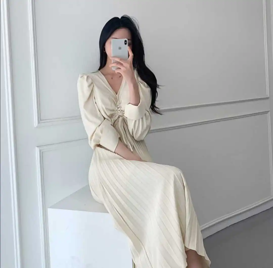 

Minimalist Drawstring Fold Dress Over The Knee Long Sleeves Solid Color V-neck Casual Elegante Women Spring 2021 8Y945