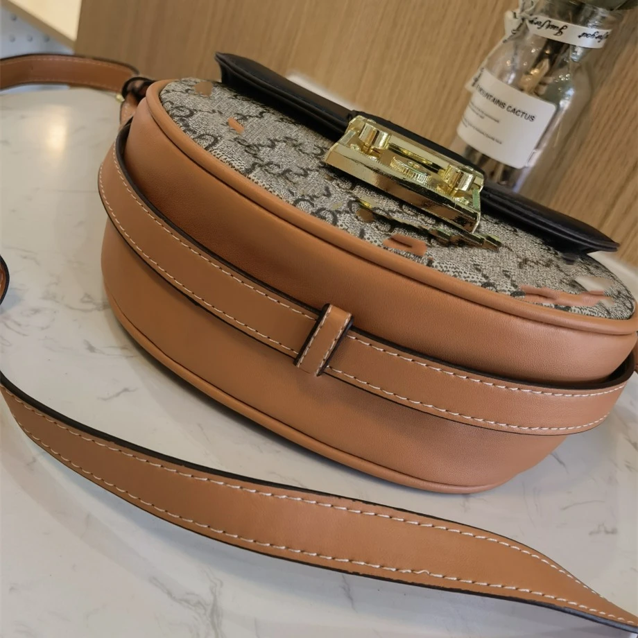 

2021 Women Fashionable Shoulder Bags Double G New Female Messenger Bag Handbag Chain Wild Crack Printing Wild Crossbody Bags GG