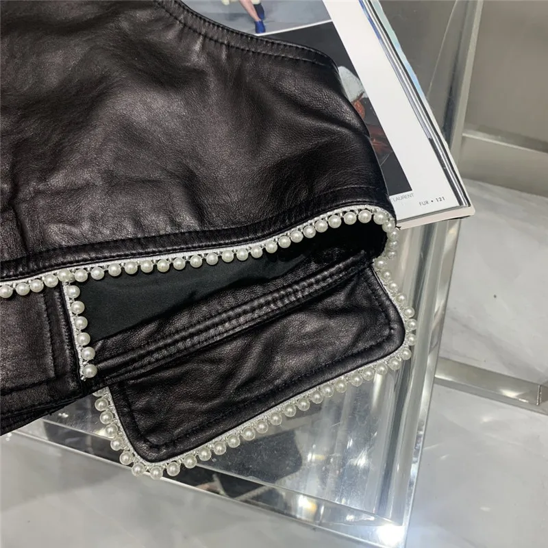 Sheepskin leather vest women's V-neck sleeveless leather jacket 2022 short paragraph Small fragrance vest pearl waistcoat