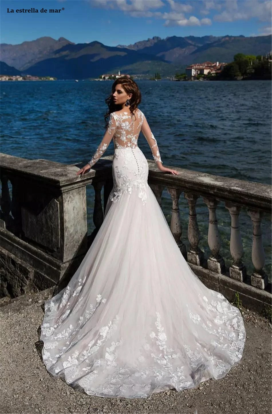 

2020 New Arrival Sexy Mermaid Wedding Dresses Sheer Neck Lace Appliques Long Sleeves Illusion Summer Beach Plus Size Formal Brid