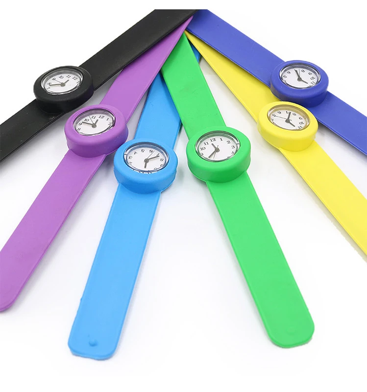 Креативные детские часы силиконовые шлепанцы с героями мультфильмов кварцевые