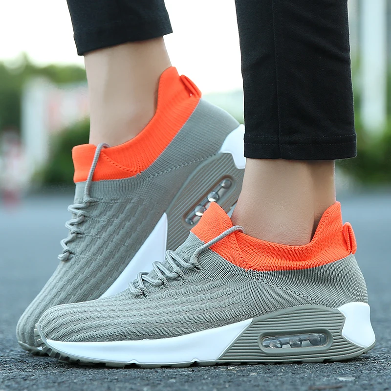 

New Women Lightweight Running Shoes Retro Leisure Flying Woven Walk Shoes Air Cushion Shoes Shock-absorbing Flexible Sneakers