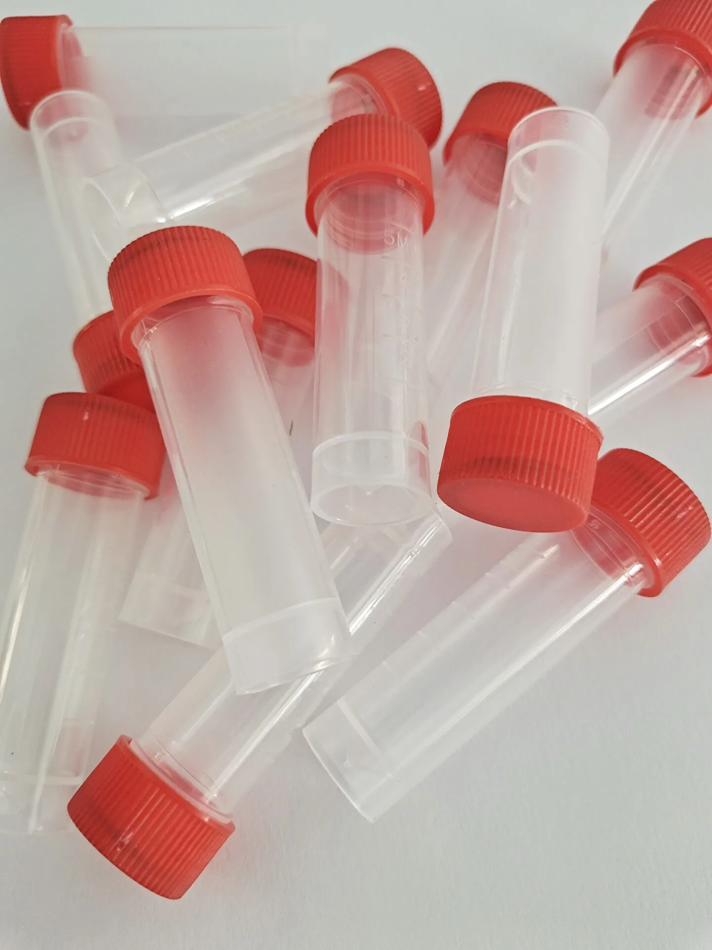 10Pcs 5ml plastic graduated cryotube with red screw cap frozen test tube | Дом и сад