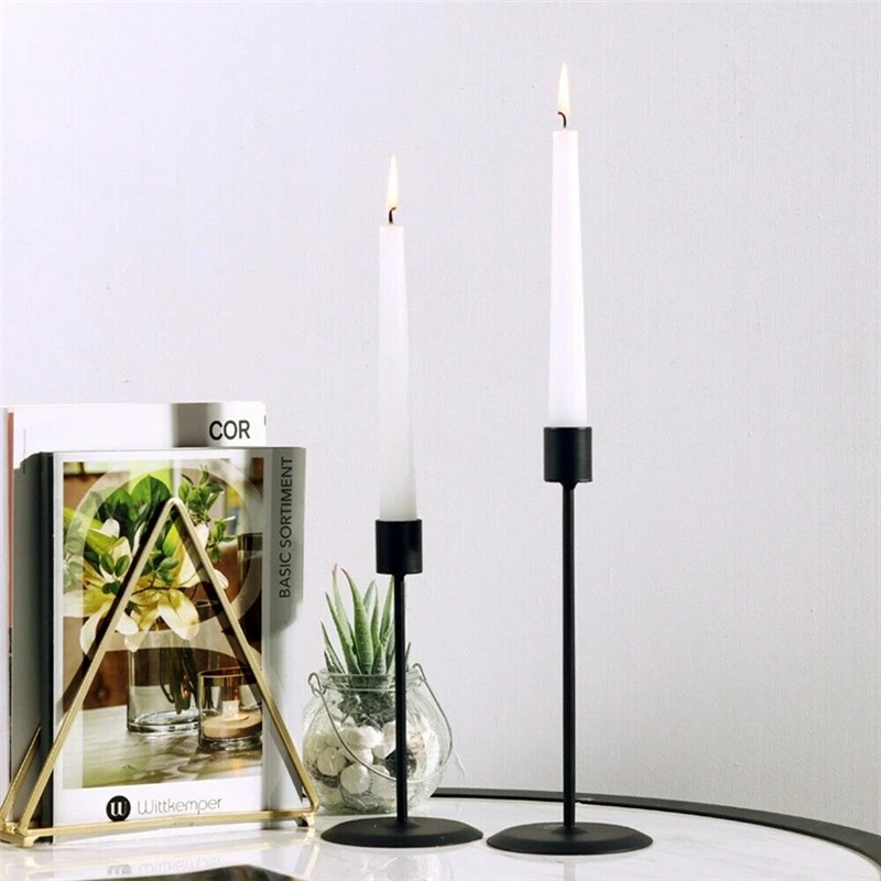 

2Pcs/Set Metal Candle Holders Luxury Candlestick Fashion Wedding Candle Stand Exquisite Candlestick Bar Party Table Home Decor