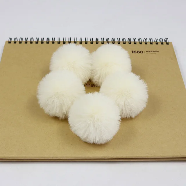 

50pcs/lot 4CM 5CM Faux Rabbit fur small pompoms Fur balls for decoration fur pom poms