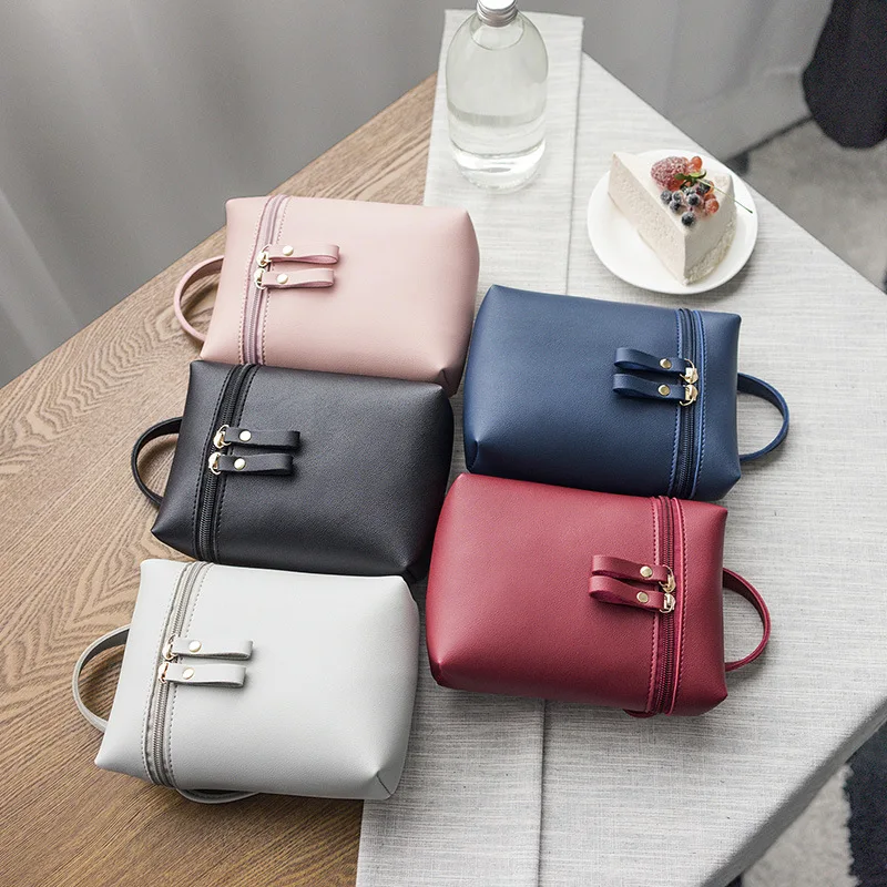 

Small square bag shoulder bags for women Crossbody bag Cute student messenger phone wallet fashion Leisure leather Simple Retro