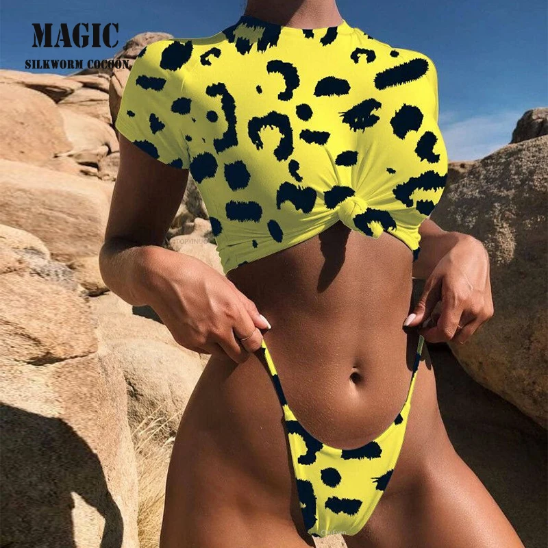 Комплект бикини из двух предметов женский купальник с коротким рукавом принтом