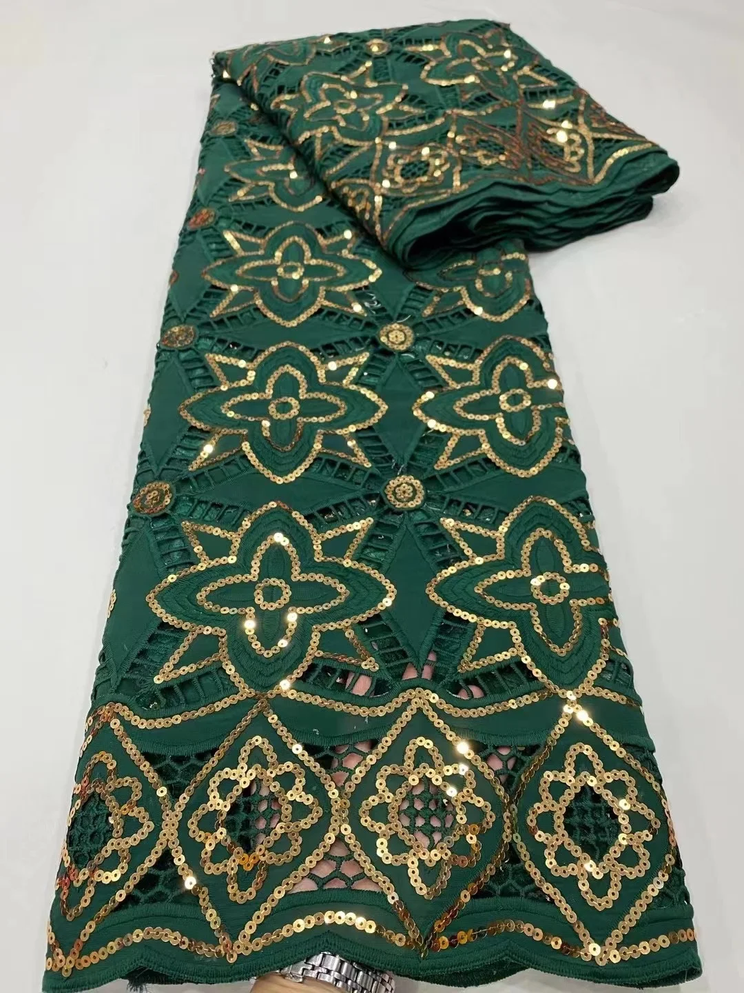 

Лидер продаж, африканская кружевная ткань из 100% хлопка, нигерийская кружевная ткань, 2021 зеленая Высококачественная швейцарская вуаль в Шве...