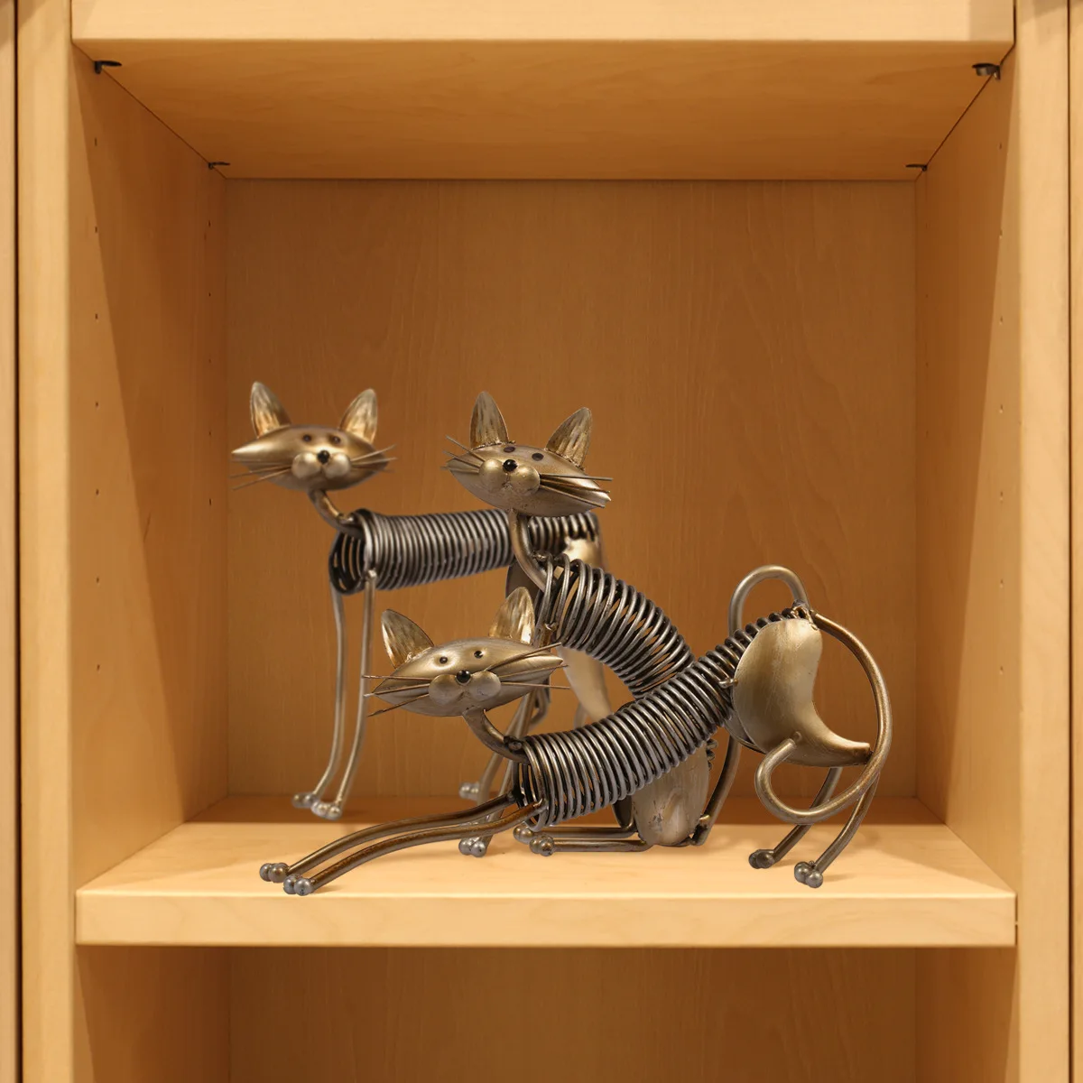 Три кошки фигурки ремесла три котята ручной работы металлическая коллекция