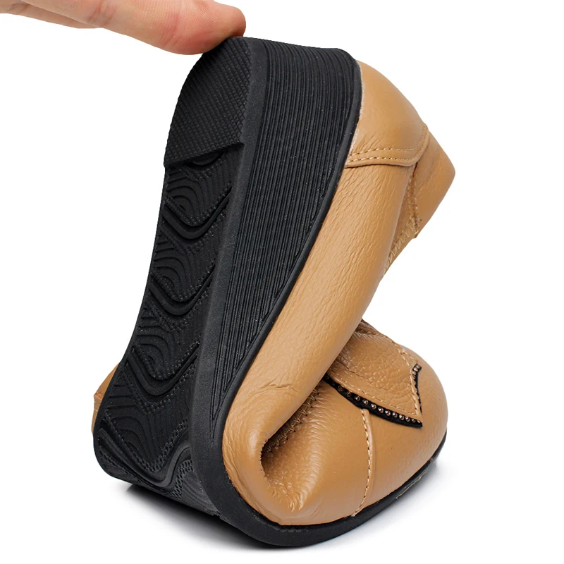 

Genuine Leather Women High Heels Handmade Fashion Women shoes high heel Black Slip on Casual Wedges Women Pumps