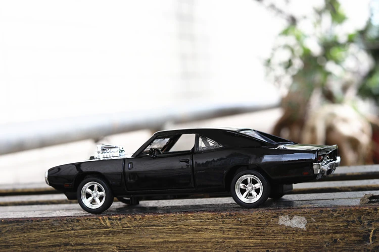1:32 быстрая и яростная Dodge зарядное устройство дробилка для льда Chevrolet Camaro игрушечная машинка из сплава литье под давлением Горячие Weels детские игрушки Мальчик день рождения