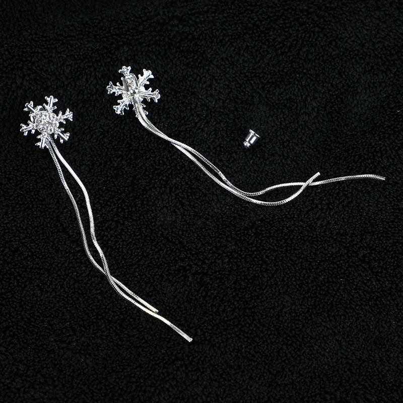 Серьги с кисточками в виде снежинок рождественские серьги гвоздики Подвески