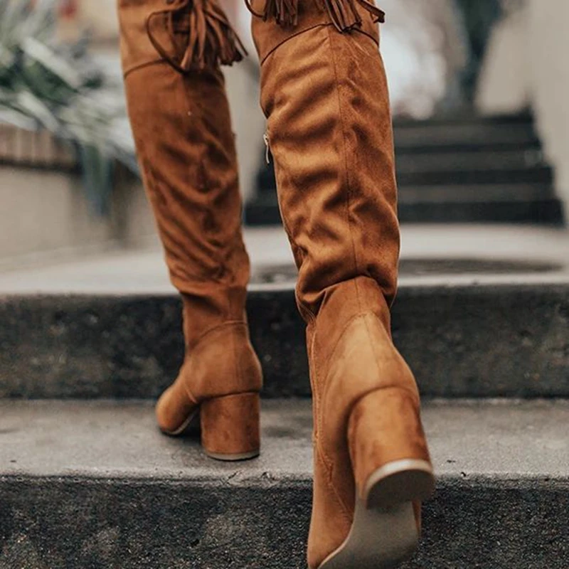 Женские теплые сапоги коллекция 2019 года сезон осень-зима Новые ботфорты с острым