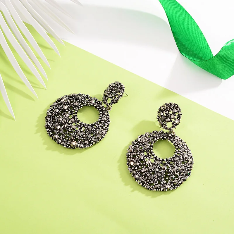 Женские винтажные круглые серьги MAIKALE металлические белого и черного цвета