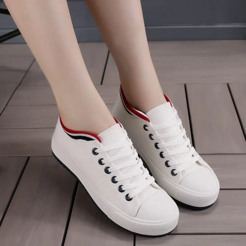 Женская парусиновая обувь черные и белые кроссовки Классическая на плоской