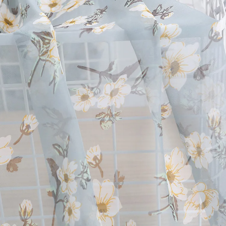 

Soft and fashionable floral chiffon printed fabric for blouse and dress fabric,by the meter