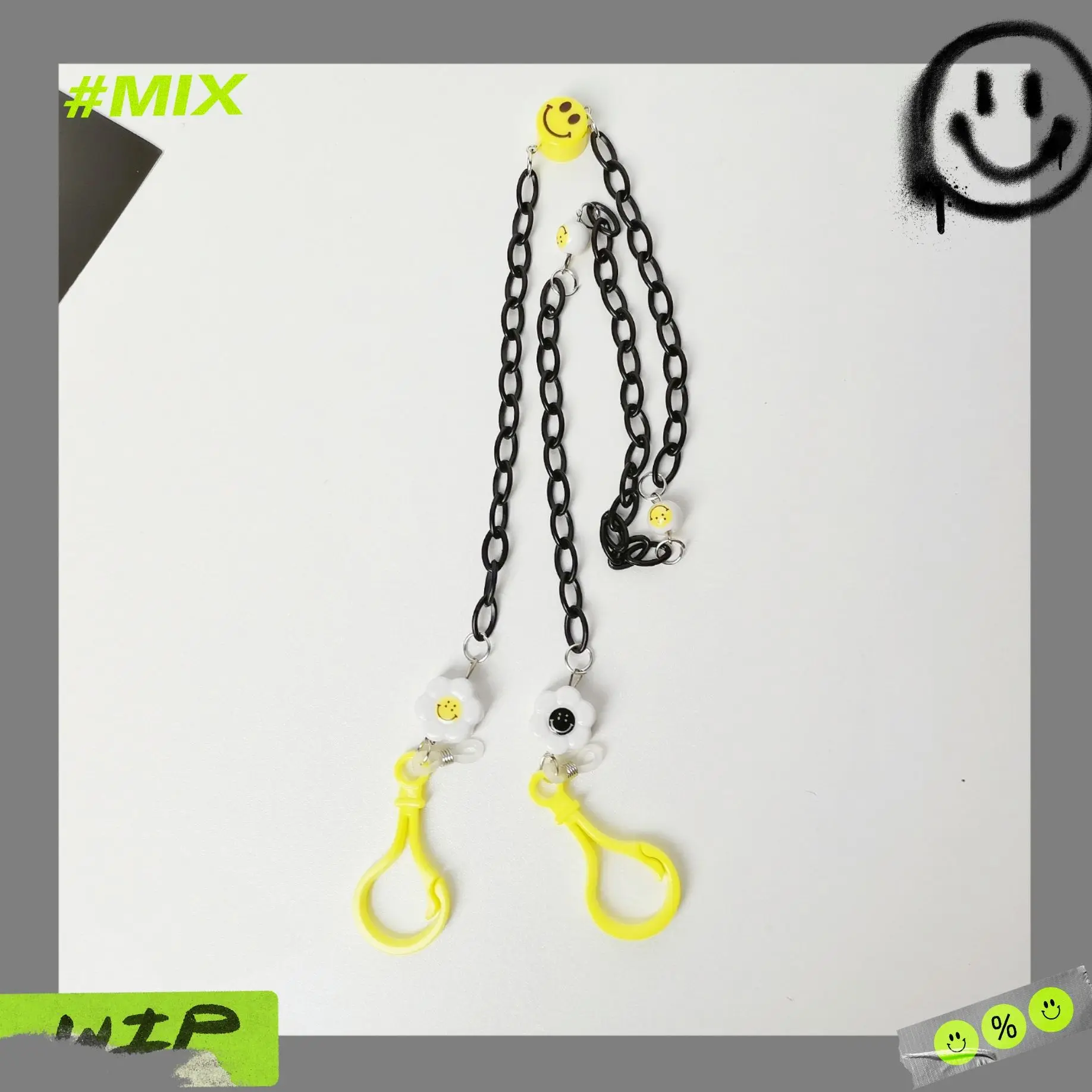 

New Dark Terroir Cool Hip Hop Flower Mask Chain Glasses Chain Acrylic Lanyard