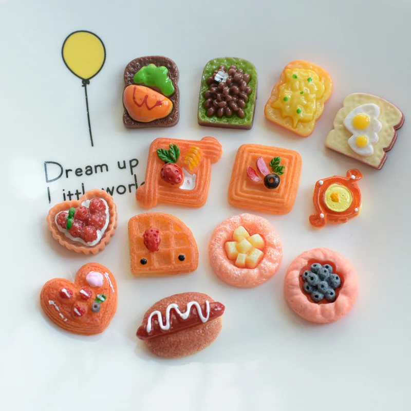 

10Pcs Mini Cute Toast Bread Cake Flat Back Resin Cabochon Simulation Food Play Toys For Dolls Accessories DIY Hair Bow Center