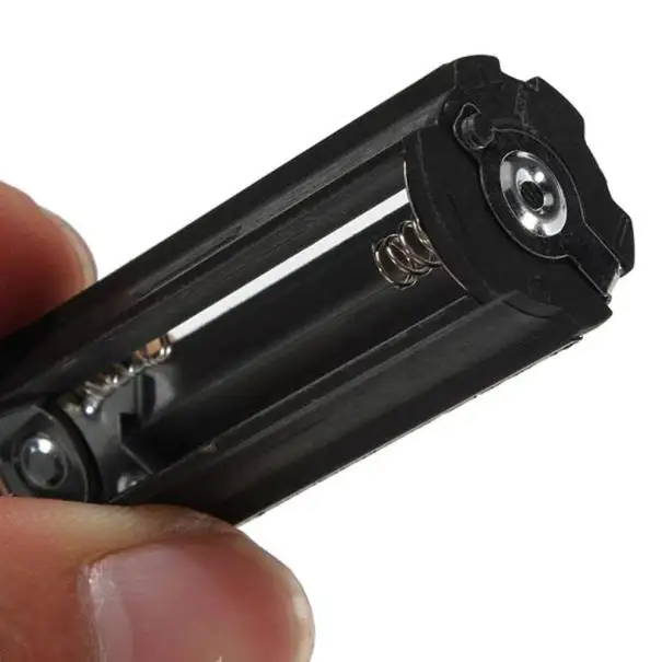

Black Cylindrical 3 AAA Plastic Battery Holder Adapter Case Box 3 Section NO.7 Round Battery Box Battery Charger Accessories
