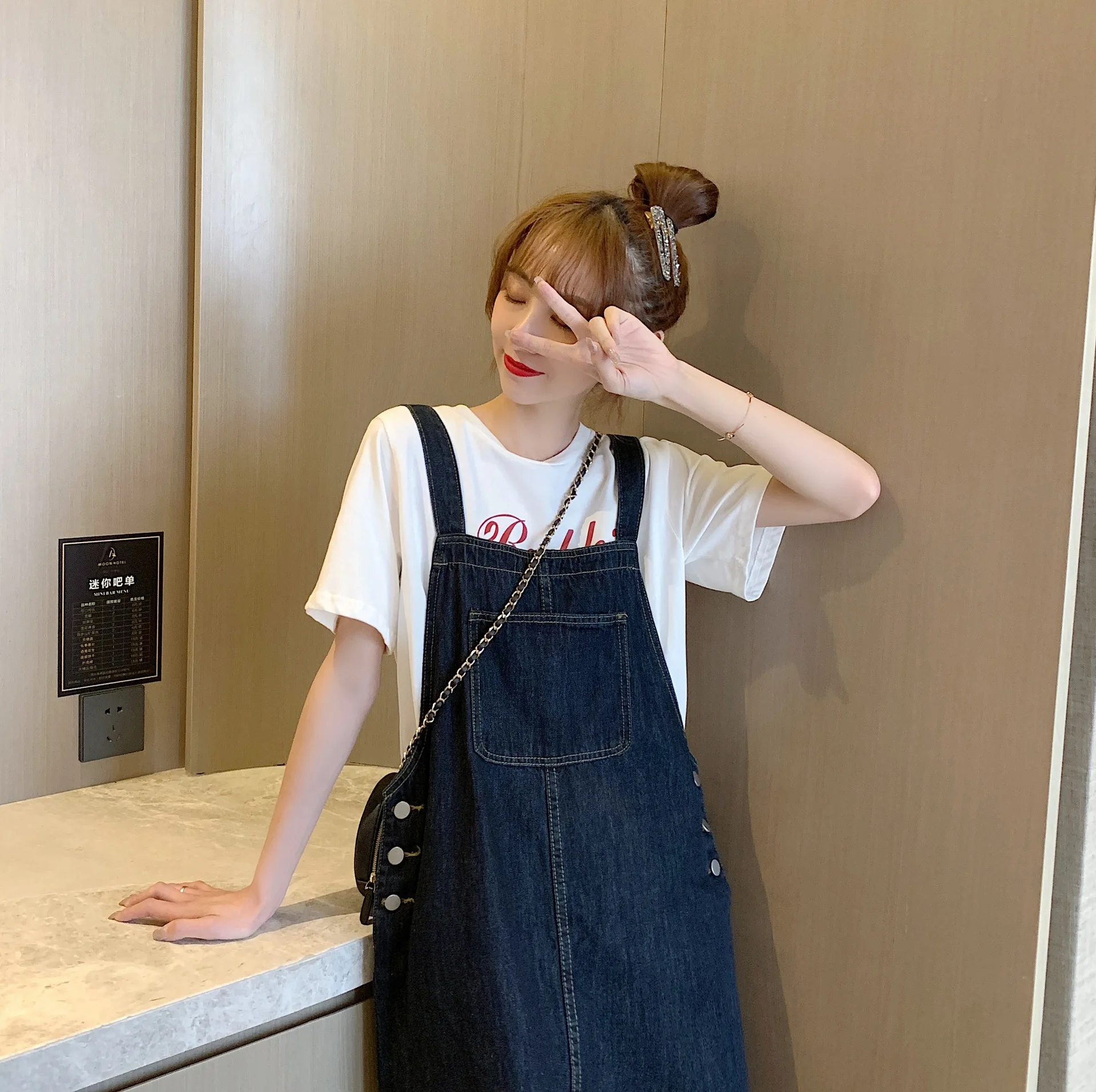 

Summer 2020 new French retro denim strappy skirt in the long fork-showing thin temperament dress goddess Fan