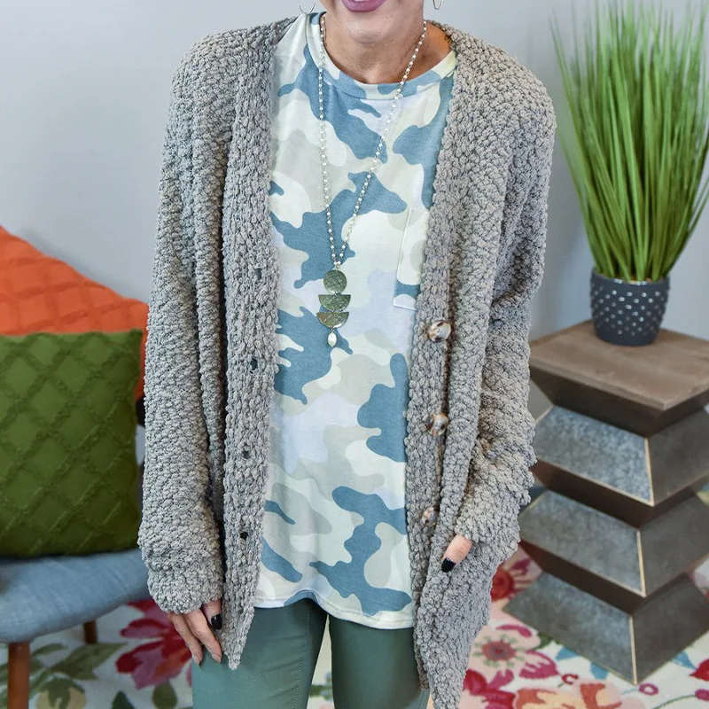 

Camouflage Print Round Collar Loose Regular T-shirt Top Sweatshirts Plus Size