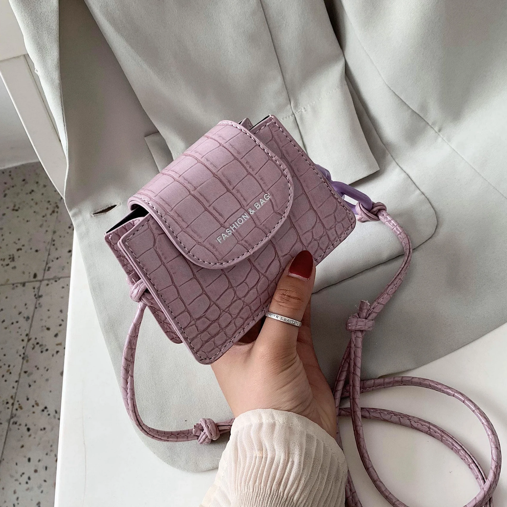 Супер-мини сумки через плечо из искусственной кожи с толстой цепочкой для женщин