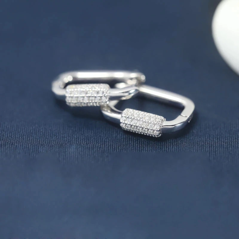 

Женские серьги из серебра 925 пробы, с фианитом