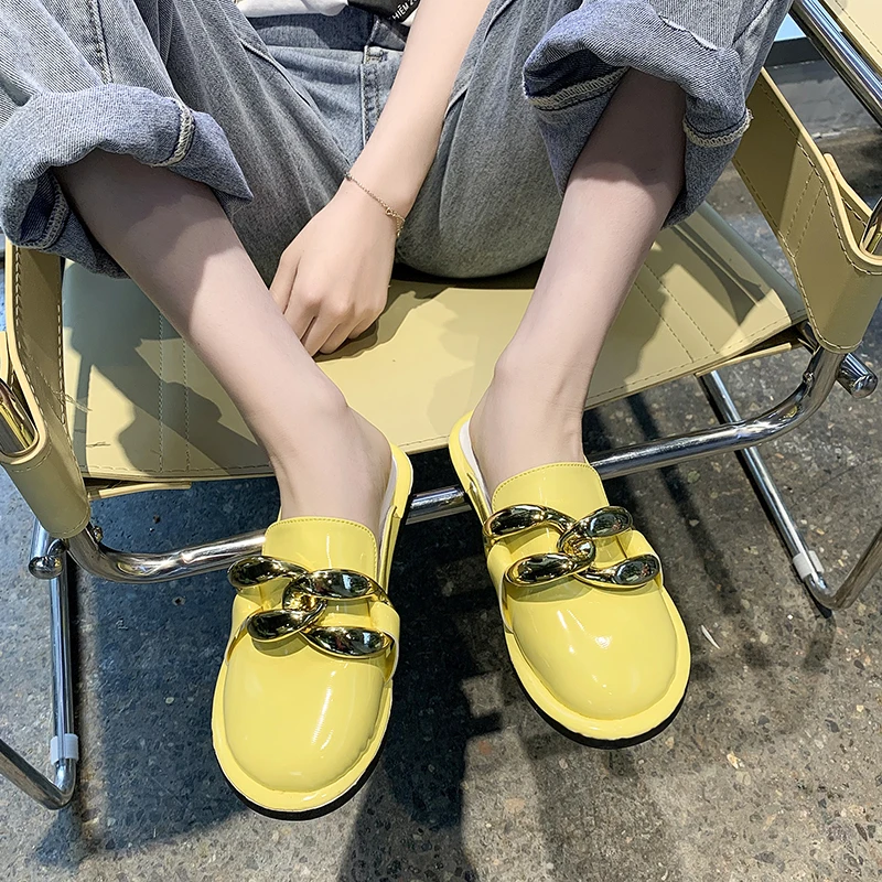 

Rivet Slippers Casual Summer Women's Shoes Slides Loafers Female Mule Cover Toe Low Luxury Mules Flat Metal Decoration Basic Pat