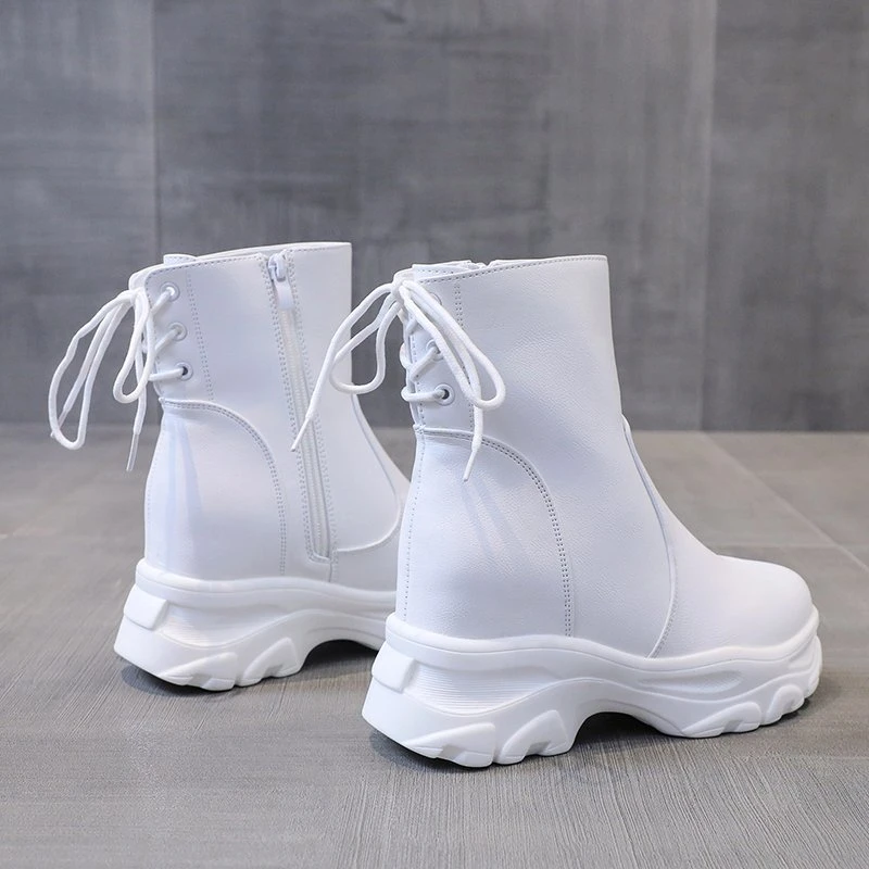 Женские ботильоны на платформе высотой 9 см черные или белые кожаные ботинки