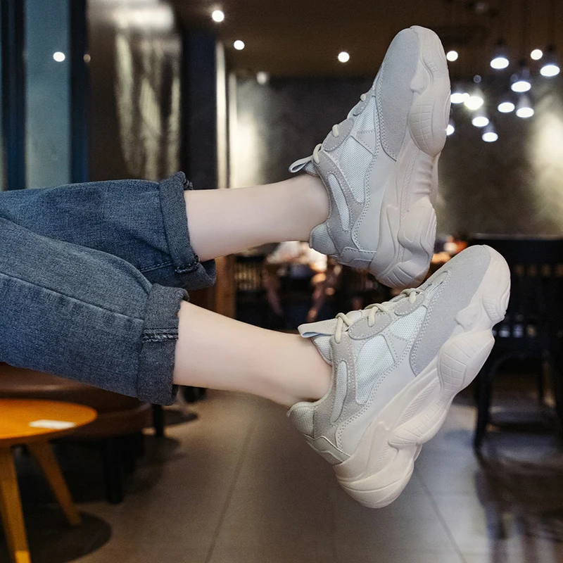 Обувь для папы дышащие женские кроссовки на массивном каблуке Новинка 2019 года