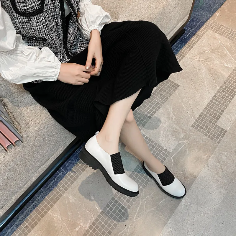 

FEDONAS 2020 Spring Elastic Women Shoes Cow Leather Popular Patchwork Round Toe Thick Heels Pumps Shallow Platforms Shoes Woman